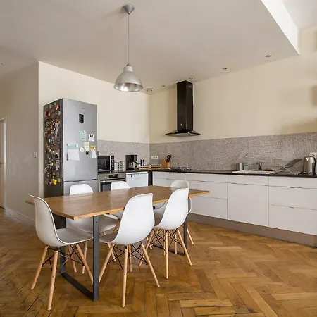 Stunning Authentic ◘lyon 7◘